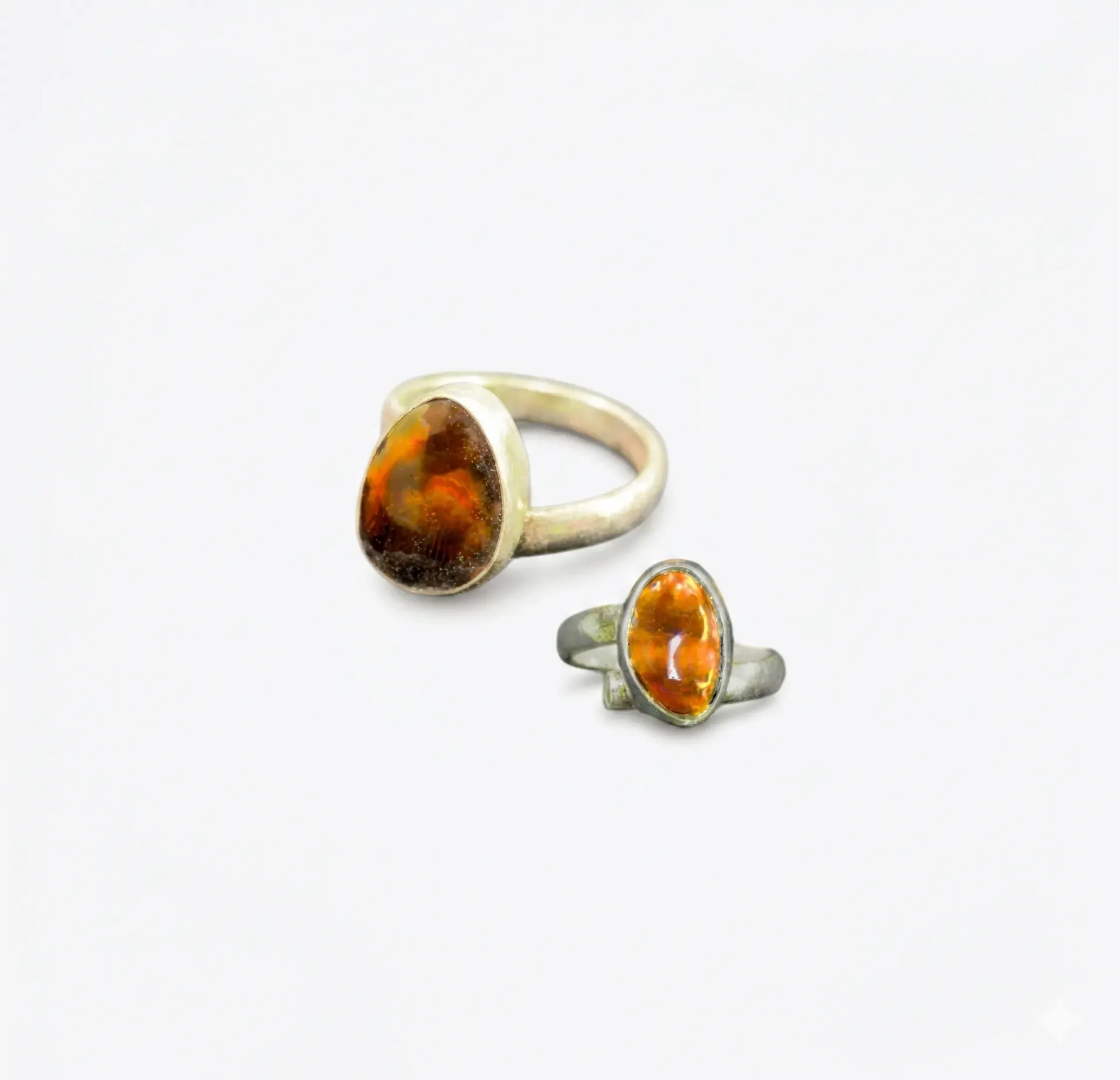 Anillo de plata y ágata fuego